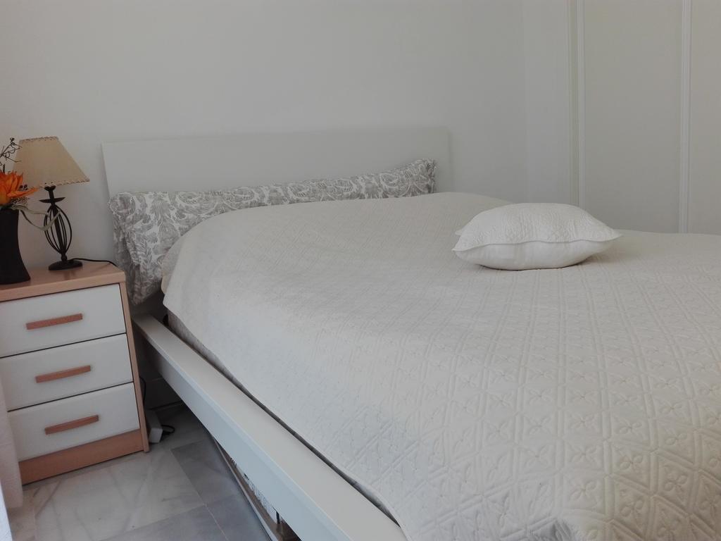 Bonito En Nueva Andalucia Apartemen