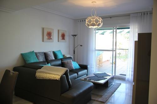 Bonito En Nueva Andalucia Apartemen